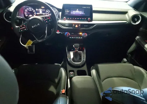 2024 Kia Forte Gt Line z USA, uszkodzony, nr VIN 3KPF54AD0RE790991